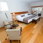 Hotel Real