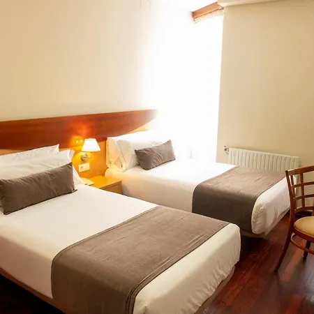 Hotel Real *