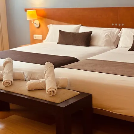 Hotel Real *