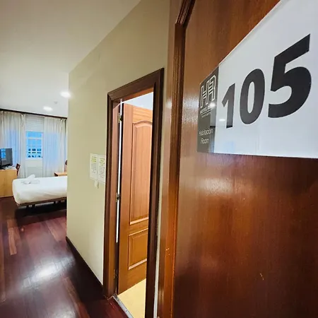 Real Hotel *