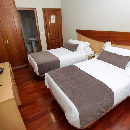 Hotel Real *